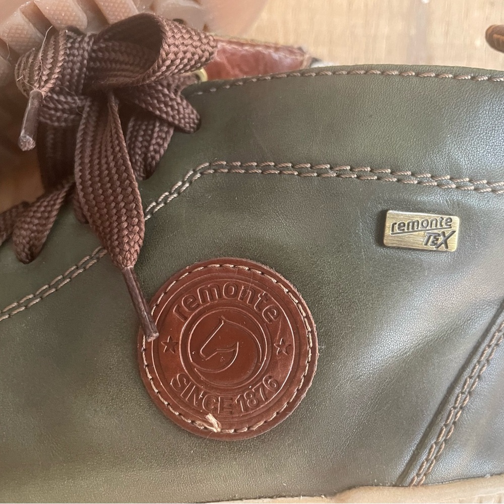 Remonte Olive and Brown Sneakers - Picture 9 of 12
